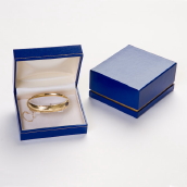 Reveal Bangle Box