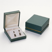 Reveal Earring & Pendant Combo Box